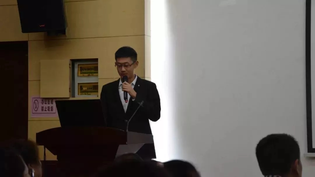 1542161762728729.jpg 640.webp (9).jpg